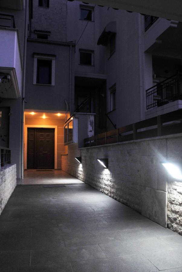 Meteora 360 Apartment By Meteora Residencies Kalampáka Eksteriør bilde